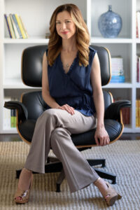 A photo of Lori Gottlieb, MFT, is captured. She is a psychotherapist, writer and podcaster. Lori Gottlieb is featured on the Practice of the Practice podcast, a therapist podcast.